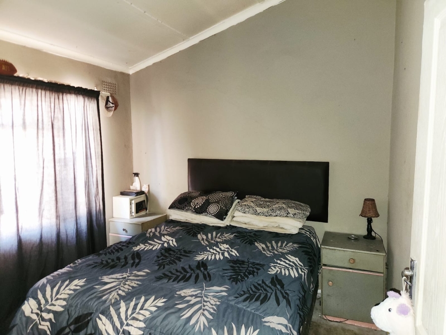 2 Bedroom Property for Sale in Oos Einde North West